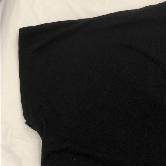 Express One Eleven Short Sleeve V Neck Top - Picture 3 of 4